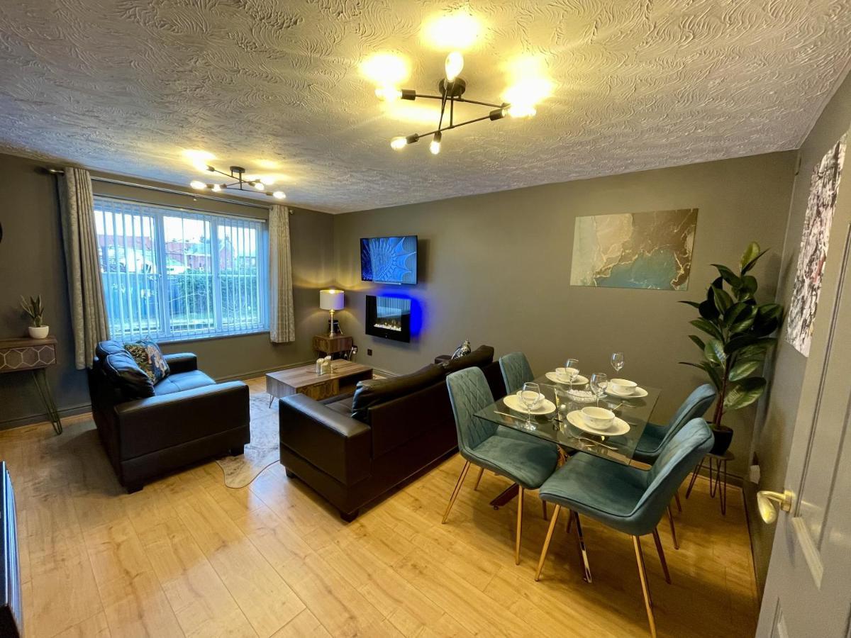 No24 - 2-Bed Boutique Apartment - Hosted By Hutch Lifestyle レミントンスパー エクステリア 写真